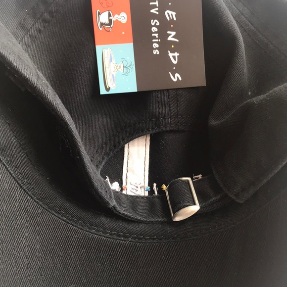 🌸 2 for $30 🌸 Friends cap - Picture 3 of 4